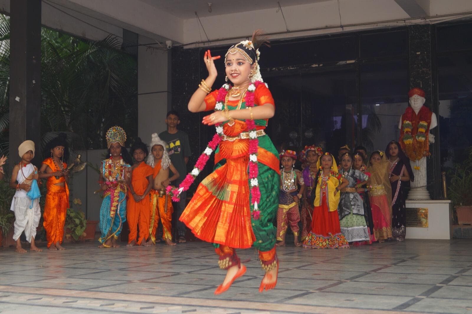Classical Bharatnatyam dance performance